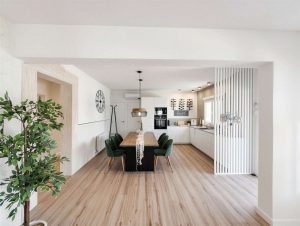 Elegant Open-Plan Living, Dining & Kitchen Area