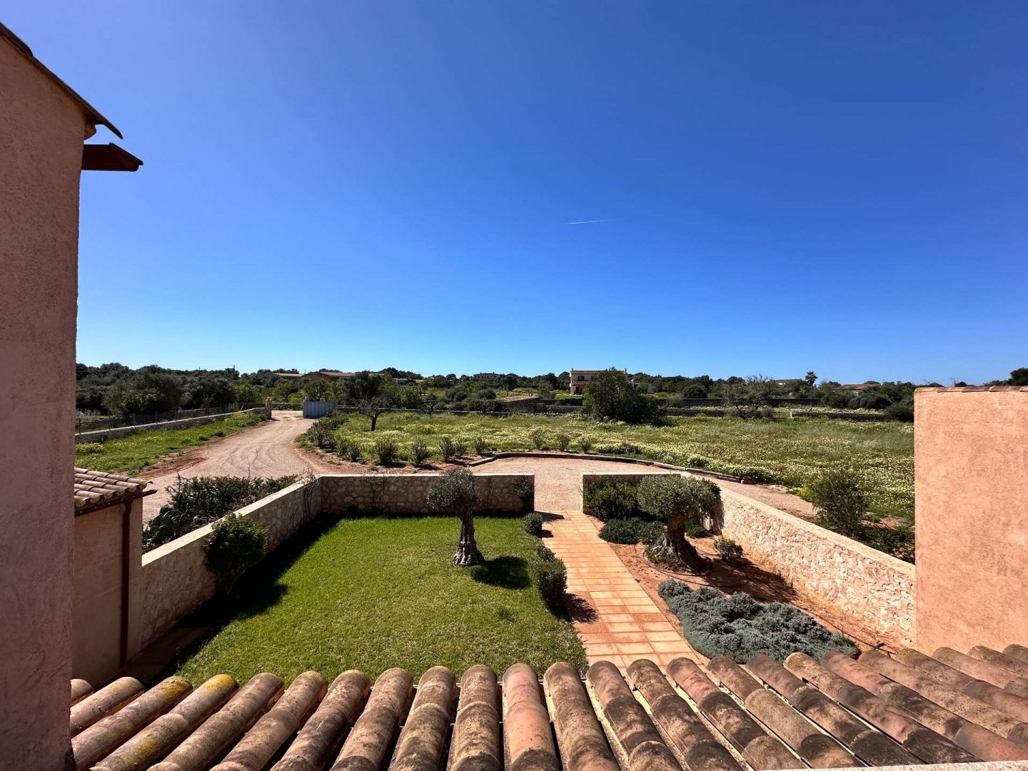 An Exceptional Country Estate