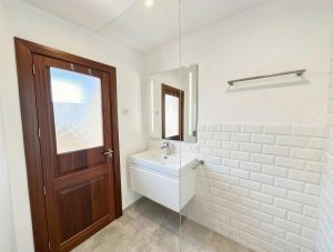Elegant Bathroom