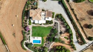 An Exceptional Country Estate