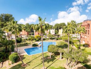 Surrounded by Fairways and Nature