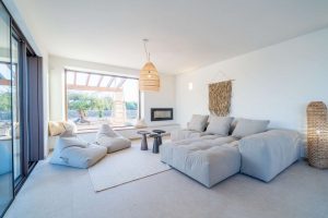 Open Living, Beautifully Connected