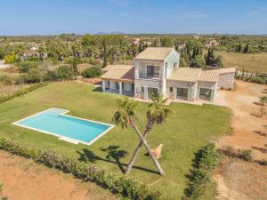An Exceptional Country Estate
