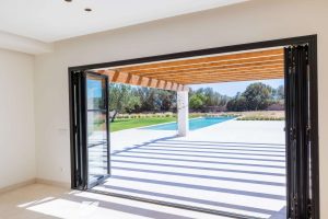 Light-filled living spaces
