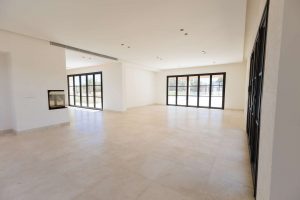Light-filled living spaces