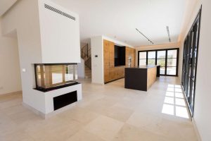 Elegant open-plan kitchen