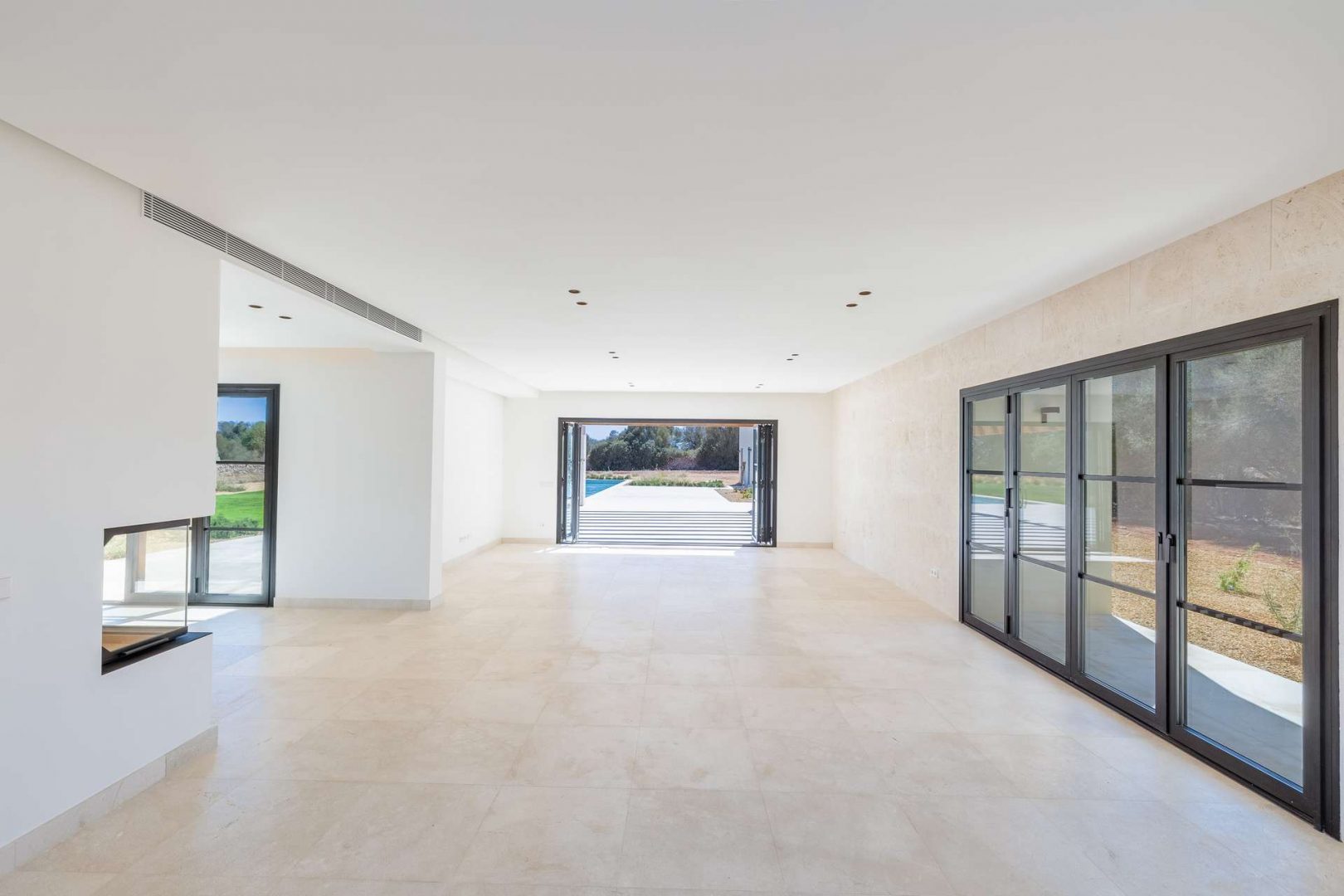 Light-filled living spaces