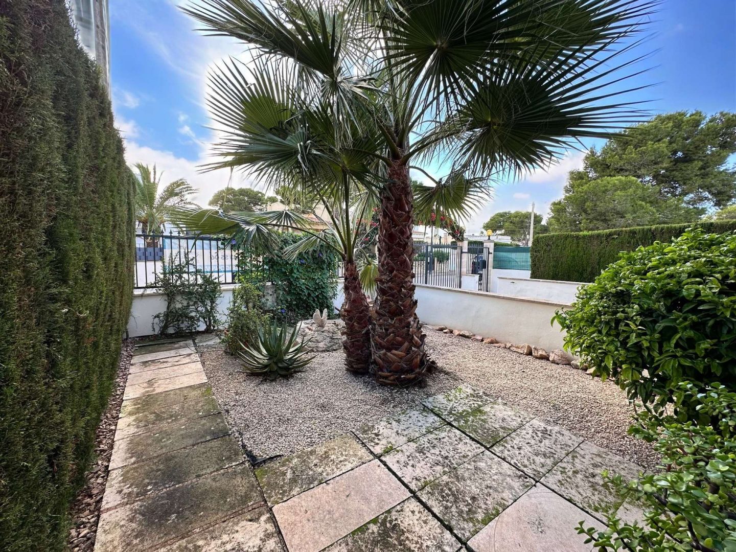 Mediterranean Garden Living