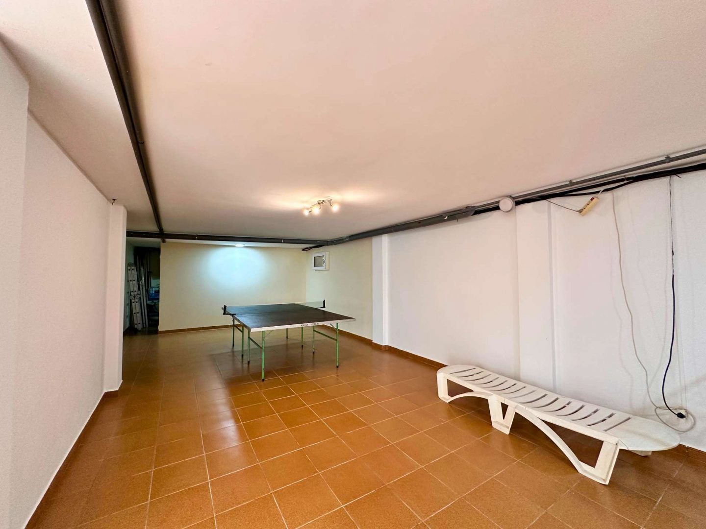 Spacious Garage