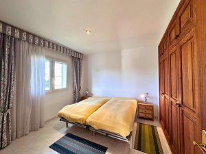 Elegant Bedroom
