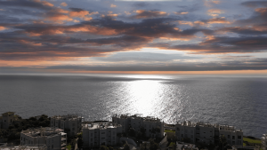 Endless Views, Moments from the Sea