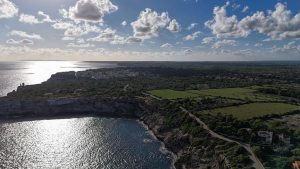 Far-Reaching Views