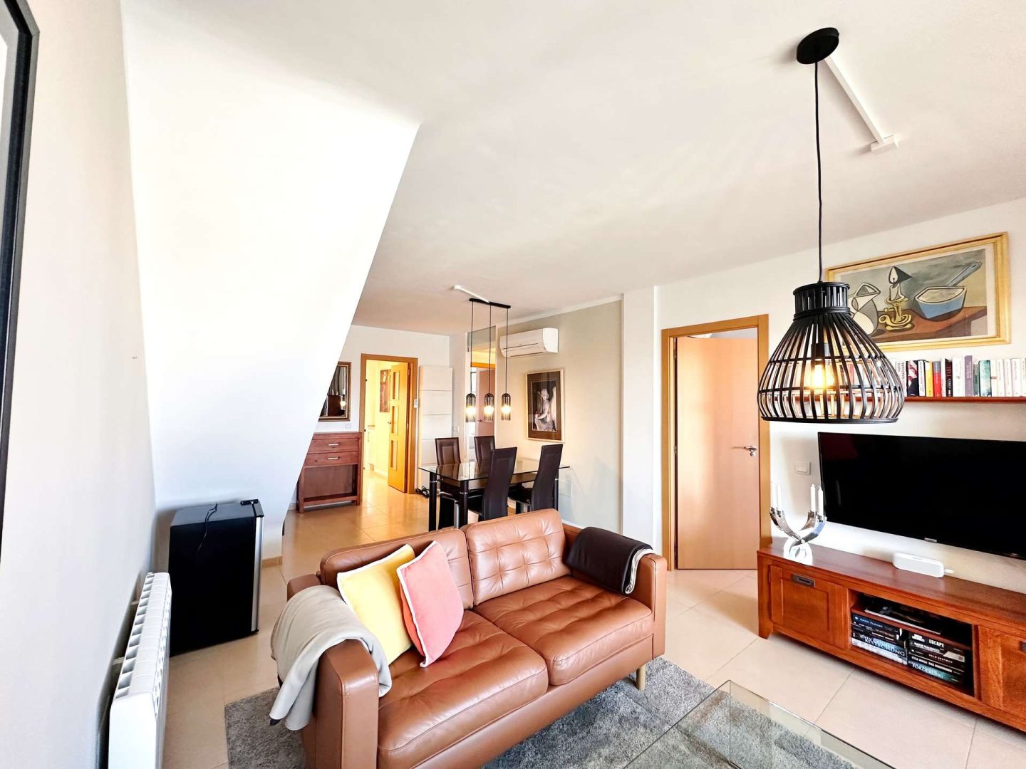 Light-filled living with a sense of space.
